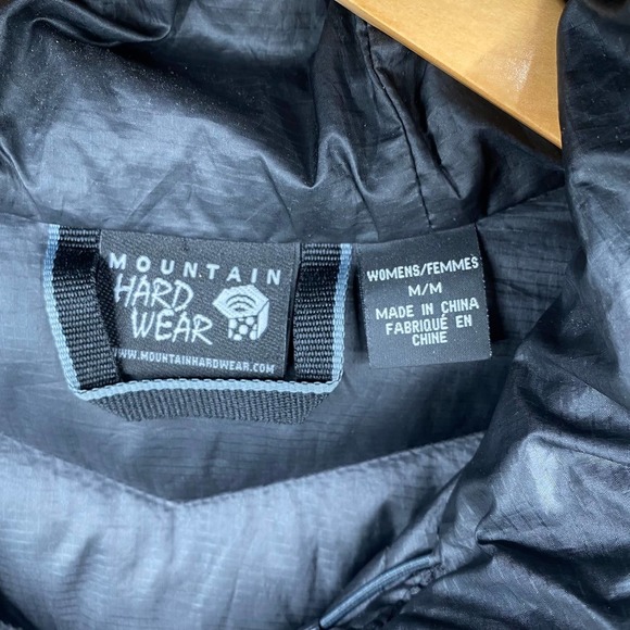 Women's Mountain Hardwear Marblemount Down Feather Black Parka with Hood-Medium - Picture 5 of 10
